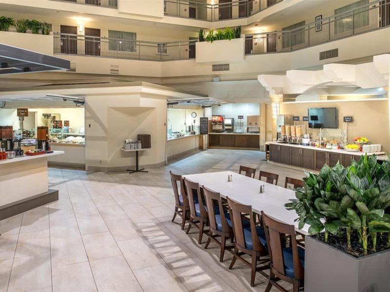 Embassy Suites By Hilton Seattle - Tacoma International Airport Tukwila Bagian luar foto