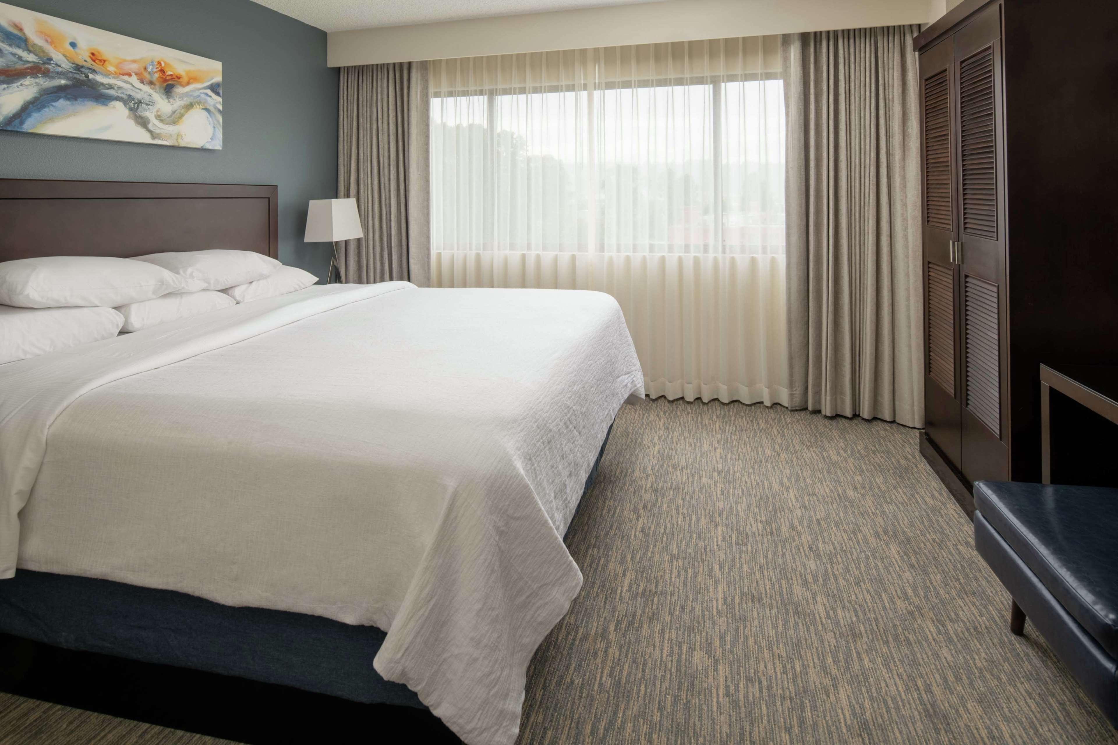 Embassy Suites By Hilton Seattle - Tacoma International Airport Tukwila Bagian luar foto