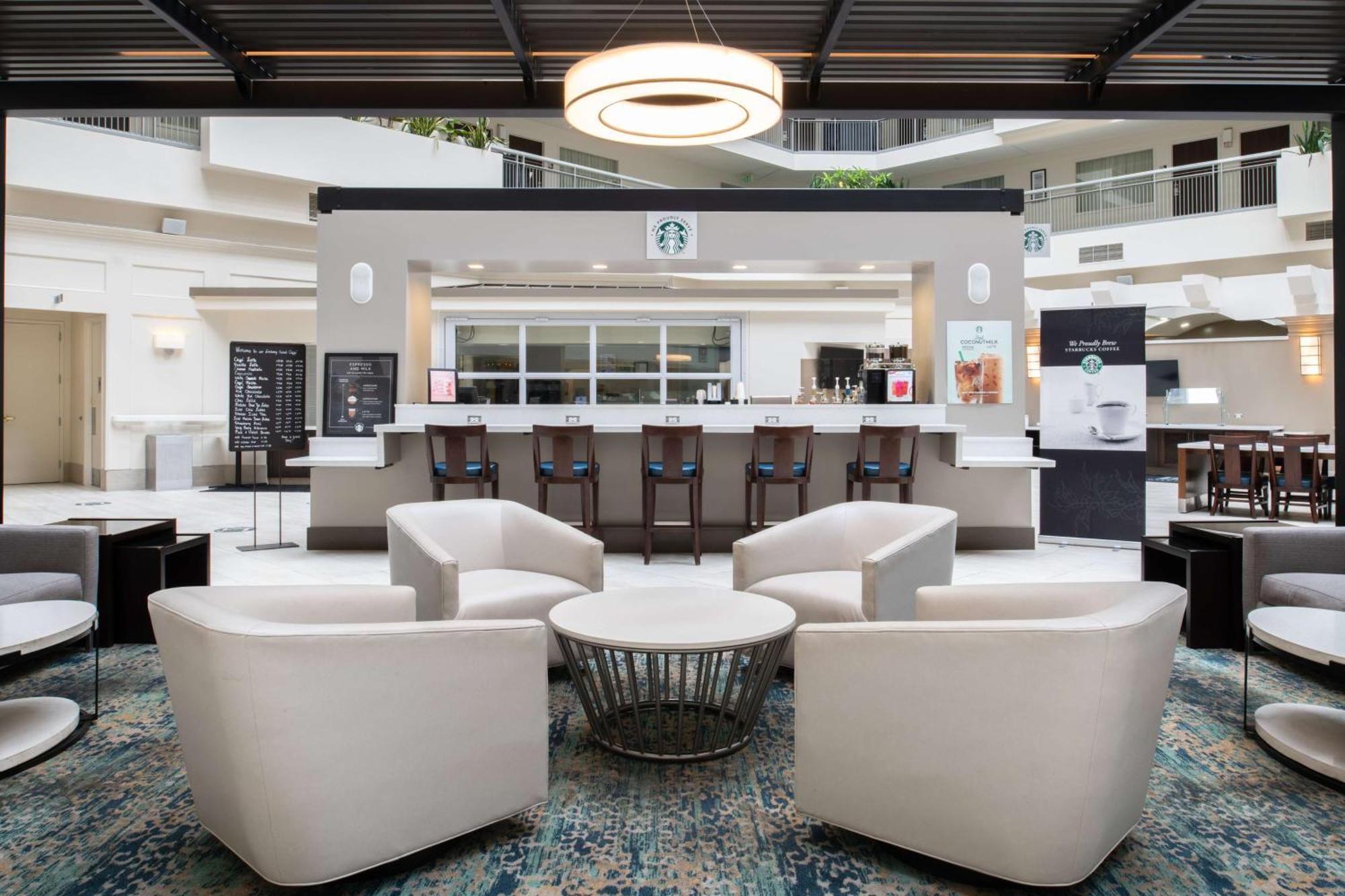 Embassy Suites By Hilton Seattle - Tacoma International Airport Tukwila Bagian luar foto
