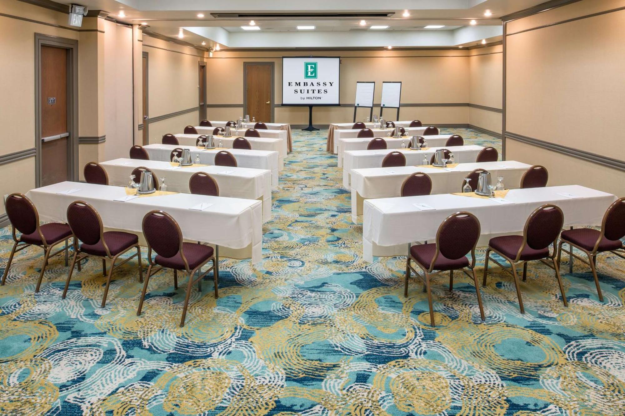 Embassy Suites By Hilton Seattle - Tacoma International Airport Tukwila Bagian luar foto