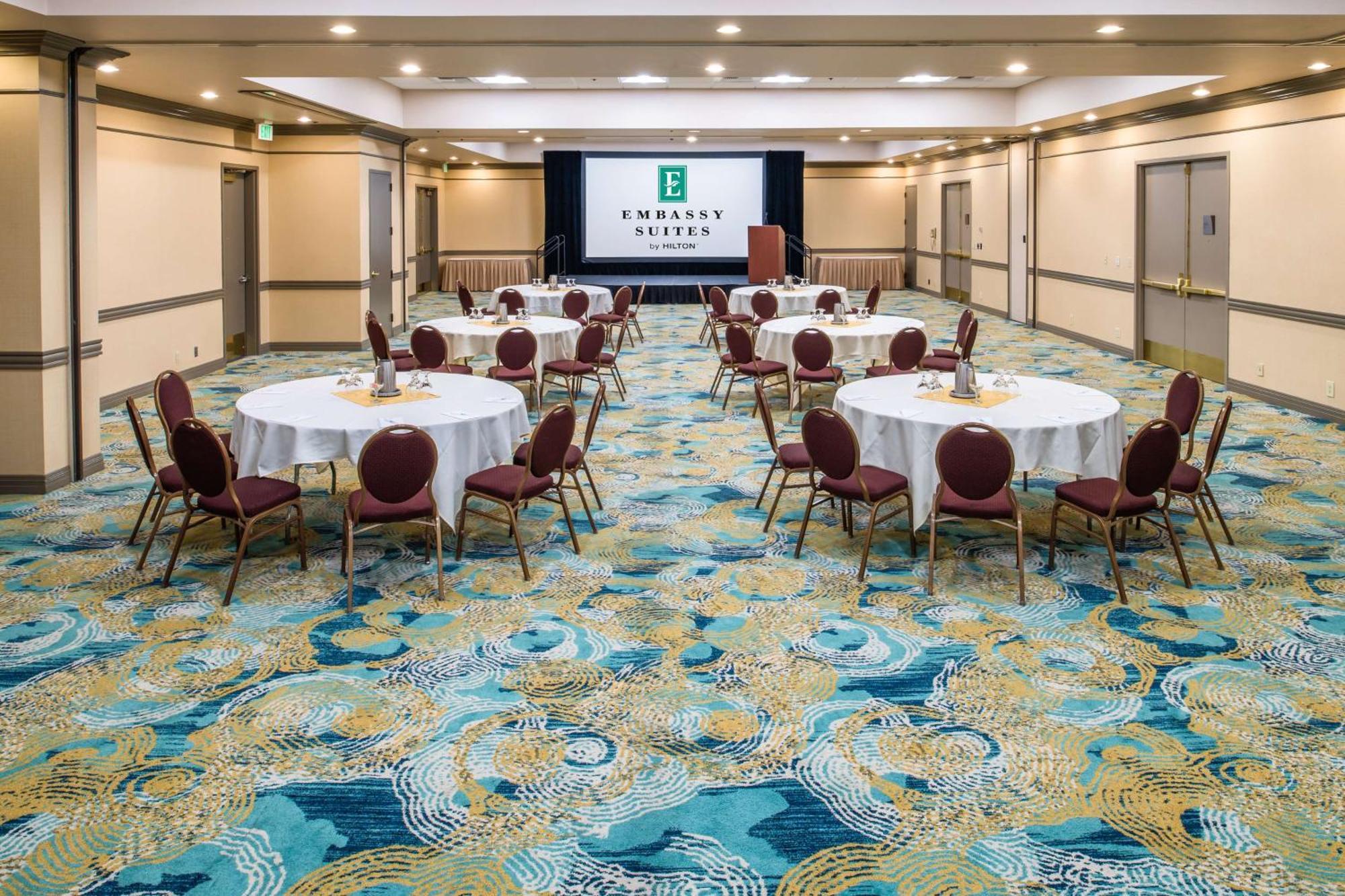 Embassy Suites By Hilton Seattle - Tacoma International Airport Tukwila Bagian luar foto